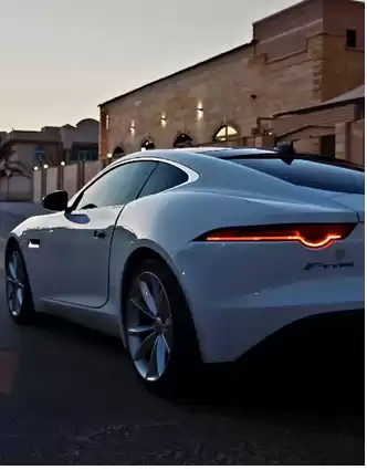 用过的 Jaguar F-Type 出售 在 多哈 #5714 - 1  image 